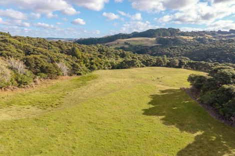 Photo of property in 1223 Old North Road, Helensville, 0875