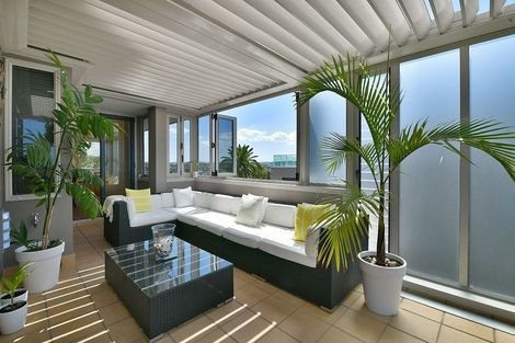 Photo of property in 44 Marellen Drive, Red Beach, 0932