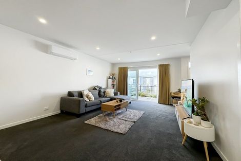 Photo of property in 29/30 Adventure Drive, Whitby, Porirua, 5024