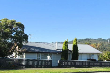 Photo of property in 23 Greenwich Grove, Stokes Valley, Lower Hutt, 5019