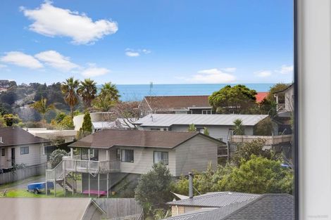 Photo of property in 9 Fern Court, Orewa, 0931