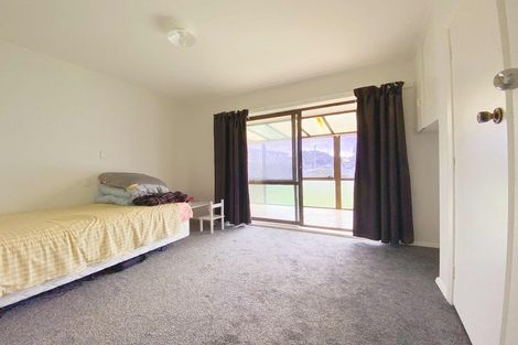 Photo of property in 43 Mcannalley Street, Manurewa East, Auckland, 2102