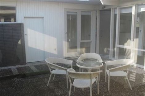 Photo of property in 3/252 Hurstmere Road, Takapuna, Auckland, 0622