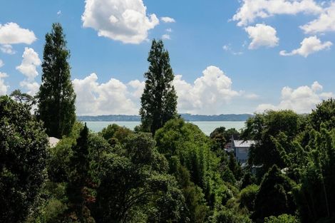 Photo of property in 44 Colmar Road, Mellons Bay, Auckland, 2014