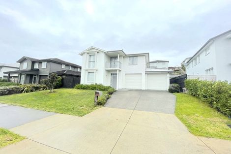 Photo of property in 74 Mackay Drive, Greenhithe, Auckland, 0632