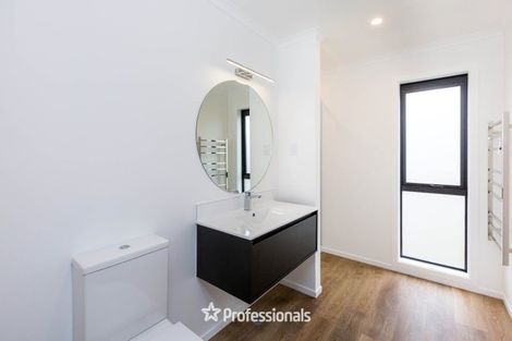 Photo of property in 3 Joseph Bolton Crescent, Wallaceville, Upper Hutt, 5018