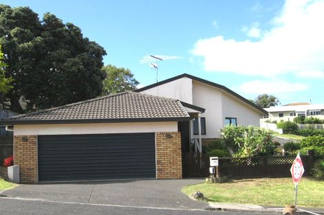 Photo of property in 1/32 Bevyn Street, Castor Bay, Auckland, 0620