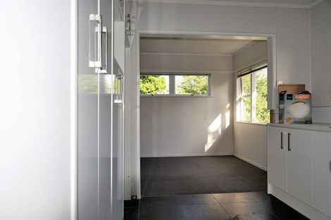 Photo of property in 90a Coronation Road, Hillcrest, Auckland, 0627