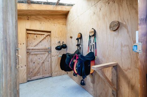 Photo of property in 14 Kingsgate Lane, Waihola, Milton, 9073