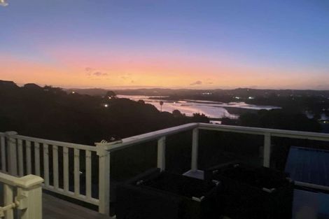 Photo of property in 44 Amorino Drive, Red Beach, 0932