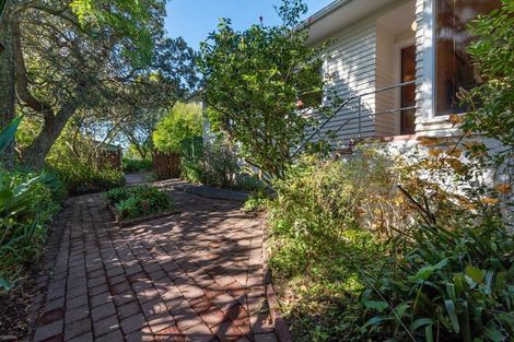 Photo of property in 64 County Road, Torbay, Auckland, 0630