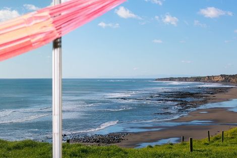 Photo of property in 1 Tiromoana Crescent, Bell Block, New Plymouth, 4312