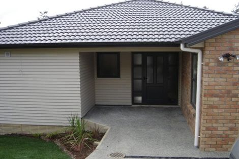 Photo of property in 104 George Deane Place, Greenhithe, Auckland, 0632