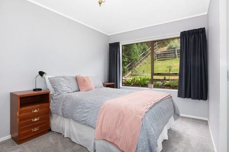 Photo of property in 4 Karoro Place, Paremata, Porirua, 5024