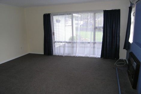 Photo of property in 152 Wainuiomata Road, Wainuiomata, Lower Hutt, 5014