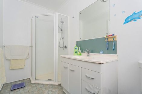 Photo of property in 24 Springbok Avenue, Whitianga, 3510