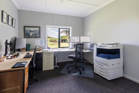 Photo of property in 978 Pourerere Road, Omakere, Waipawa, 4271