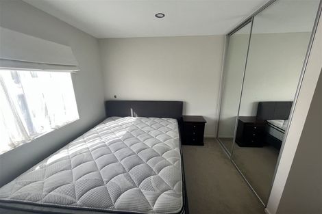 Photo of property in 33 Titoki Street, Te Atatu Peninsula, Auckland, 0610