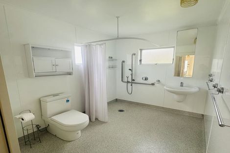 Photo of property in 17 Toroa Street, Torbay, Auckland, 0630