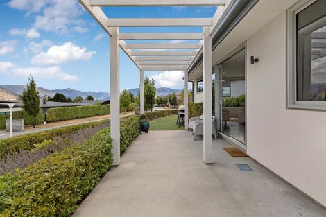 Photo of property in Kamahi Street, Wanaka, 9305