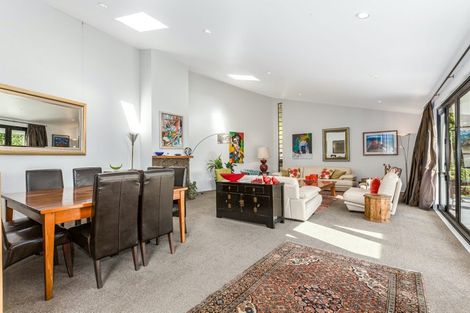 Photo of property in 52 Walter Road, Lowry Bay, Lower Hutt, 5013