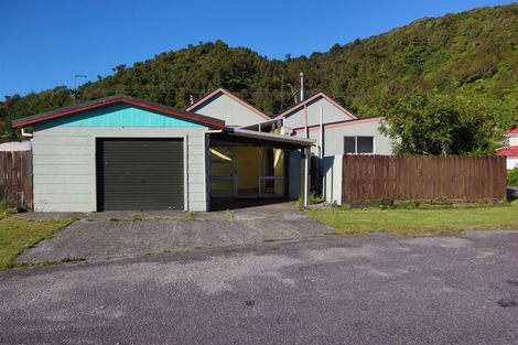 Photo of property in 166 Bright Street, Cobden, Greymouth, 7802