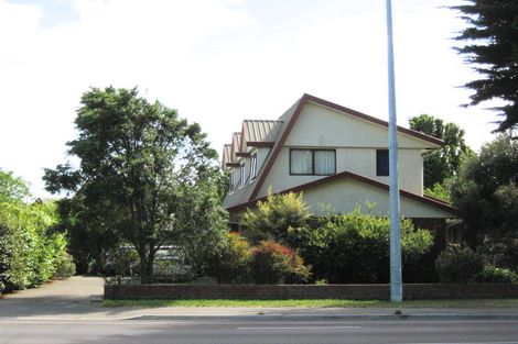 Photo of property in 258 Yaldhurst Road, Avonhead, Christchurch, 8042
