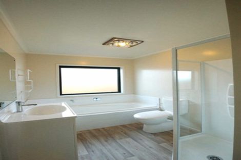 Photo of property in 19 Pakohe Street, Pegasus, 7612