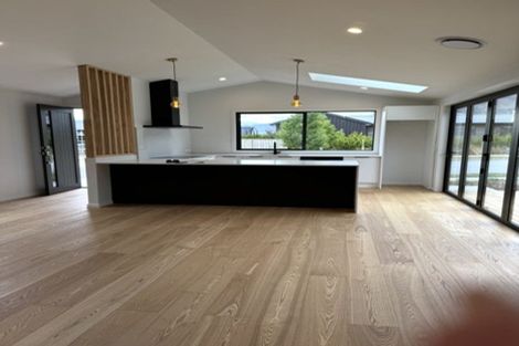Photo of property in 34 Howden Drive, Jacks Point, 9371