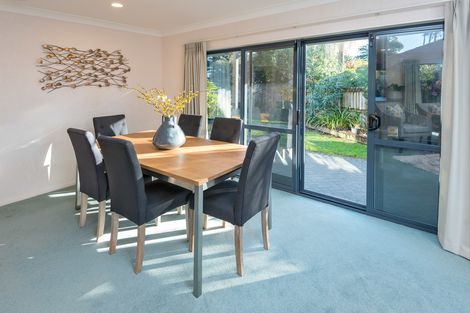 Photo of property in 17 Glencullen Place, Dannemora, Auckland, 2016