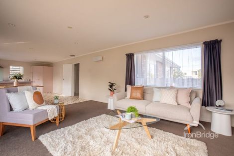 Photo of property in 2 Whitehouse Road, Titahi Bay, Porirua, 5022