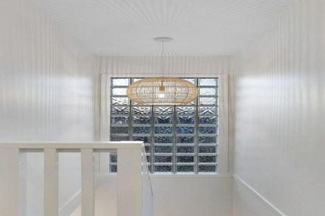 Photo of property in 1 Tauhinu Road, Greenhithe, Auckland, 0632