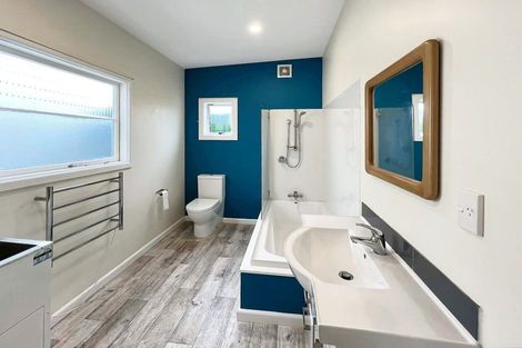 Photo of property in 20 Church Road, Taradale, Napier, 4112