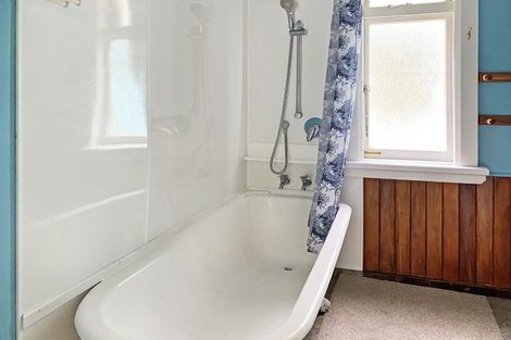 Photo of property in 86 Shakespeare Road, Bluff Hill, Napier, 4110