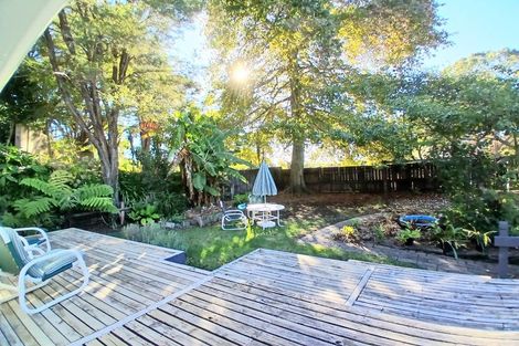 Photo of property in 54 Derwent Crescent, Titirangi, Auckland, 0604