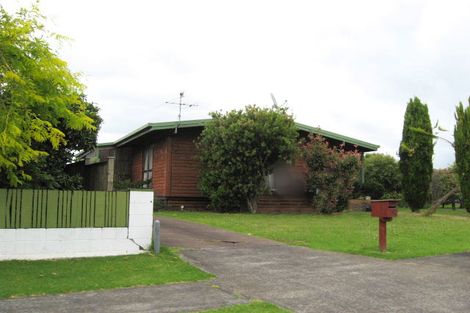 Photo of property in 6 Feltwell Place, Mangere Bridge, Auckland, 2022
