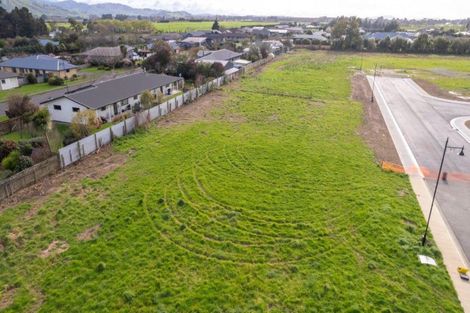 Photo of property in 23 Kakariki Crescent, Carterton, 5713