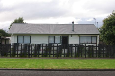 Photo of property in 2/1 Bledisloe Street, Papatoetoe, Auckland, 2104