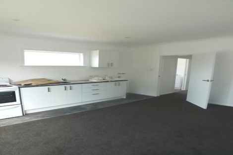 Photo of property in 1/190 The Parade, Island Bay, Wellington, 6023