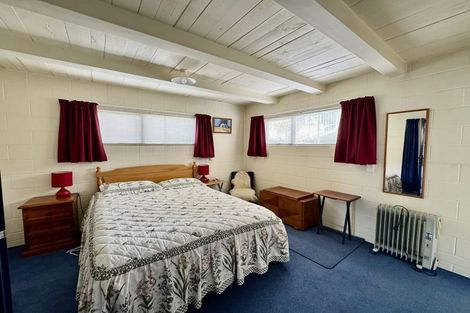 Photo of property in 1a Clyde Street, Oamaru North, Oamaru, 9400