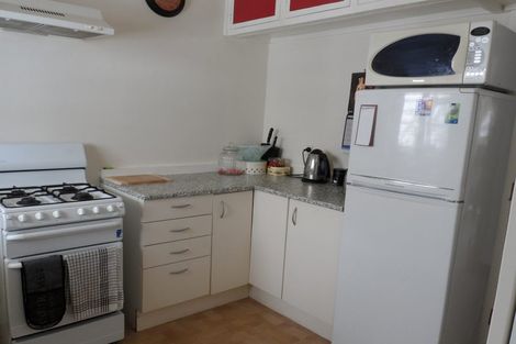 Photo of property in Astoria Flats, 365 The Terrace, Te Aro, Wellington, 6011