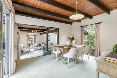 Photo of property in 72 Park Hill Road, Birkenhead, Auckland, 0626