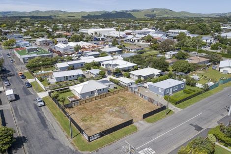 Photo of property in 10 Broadway Street, Martinborough, 5711