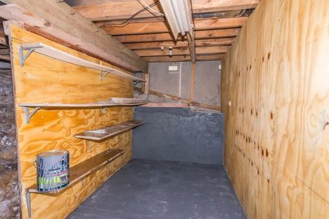 Photo of property in 11 Wirihana Road, Titirangi, Auckland, 0604