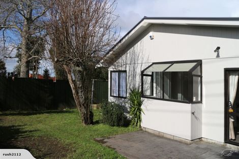 Photo of property in 1/78 Glengarry Road, Glen Eden, Auckland, 0602