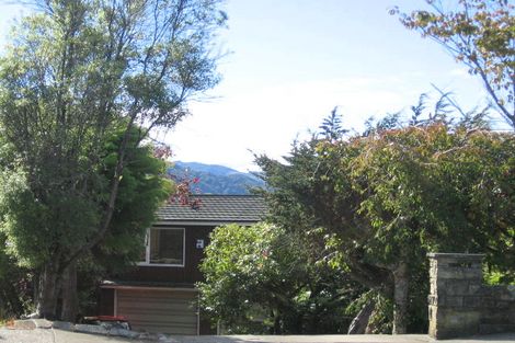 Photo of property in 34 Dowling Grove, Silverstream, Upper Hutt, 5019