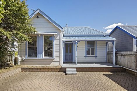 Photo of property in 358 Adelaide Road, Newtown, Wellington, 6021