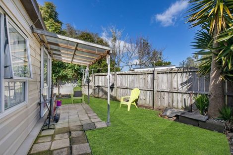Photo of property in 8 Rollerson Street, Papakura, 2110