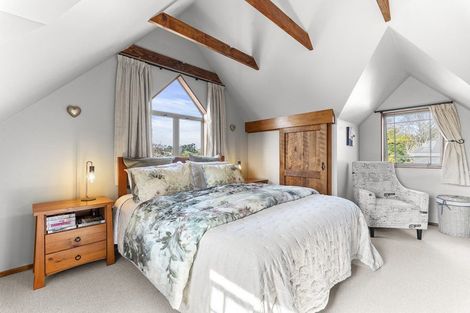 Photo of property in 5 Bosworth Street, Egmont Village, 4372