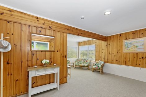 Photo of property in 14 Ragley Street, Titirangi, Auckland, 0604